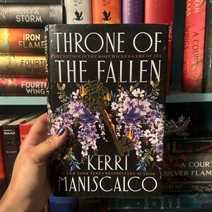 Throne of the Fallen | Kerri Maniscalco